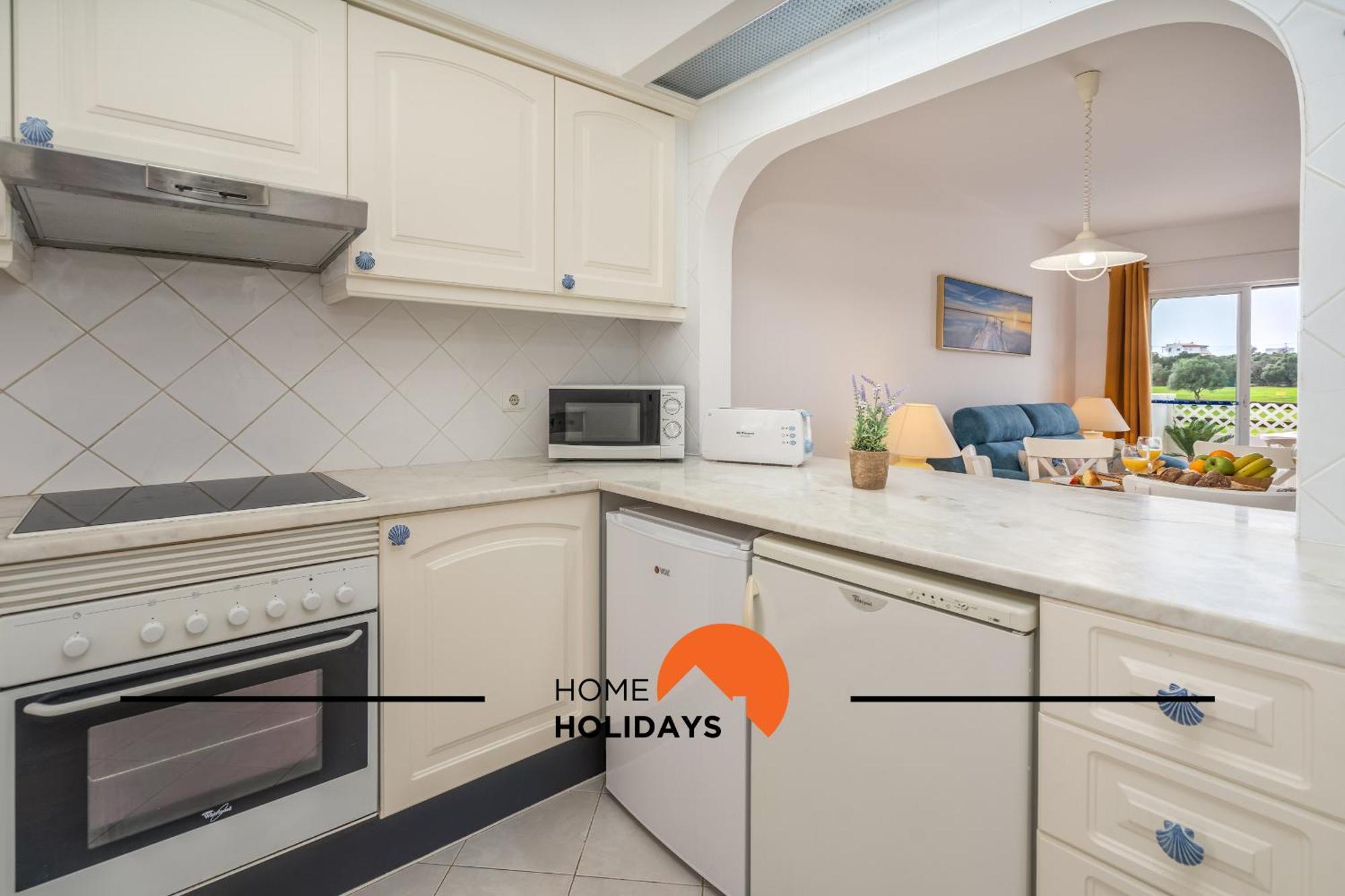 #174 T2 Balaia 751 By Holidays *